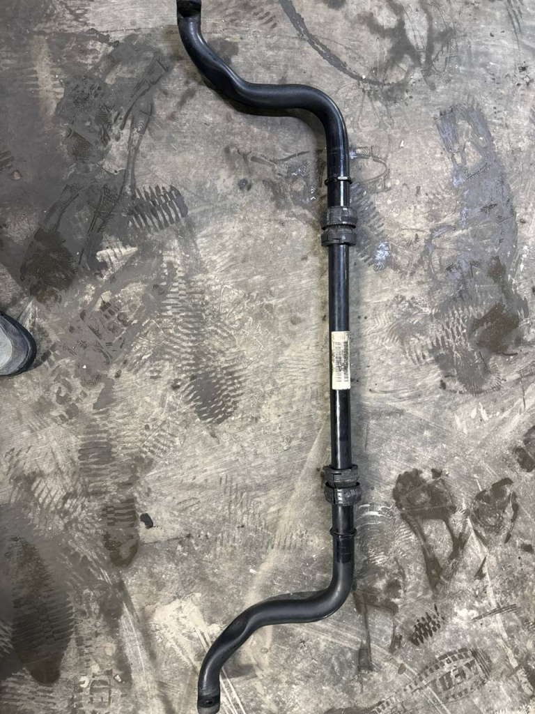 замена стабилизатора на Porsche